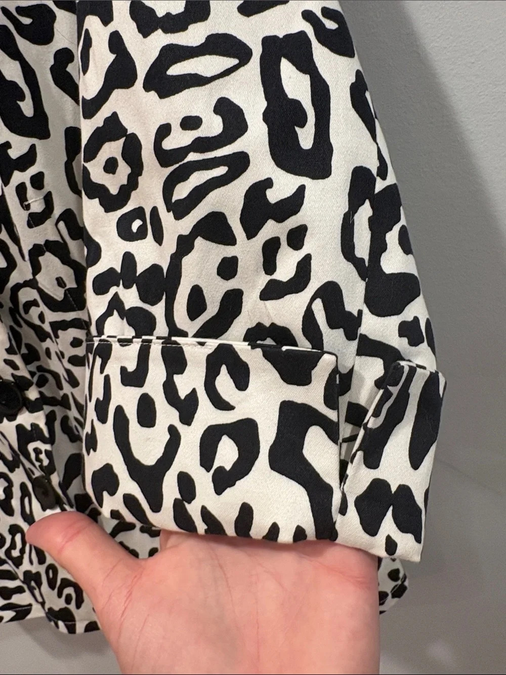 Linea by Louis Dell'Olio Black and White Animal Print Blazer ptp 20 - Picture 4 of 7